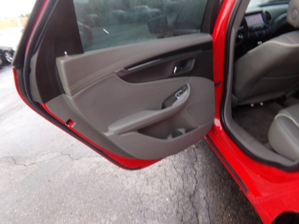 2014 Chevrolet Impala Image 17