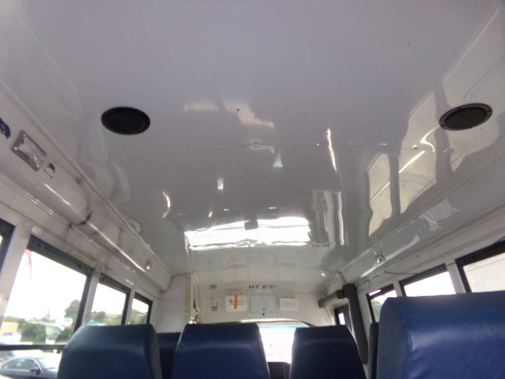 2012 Chevrolet Express Image 13