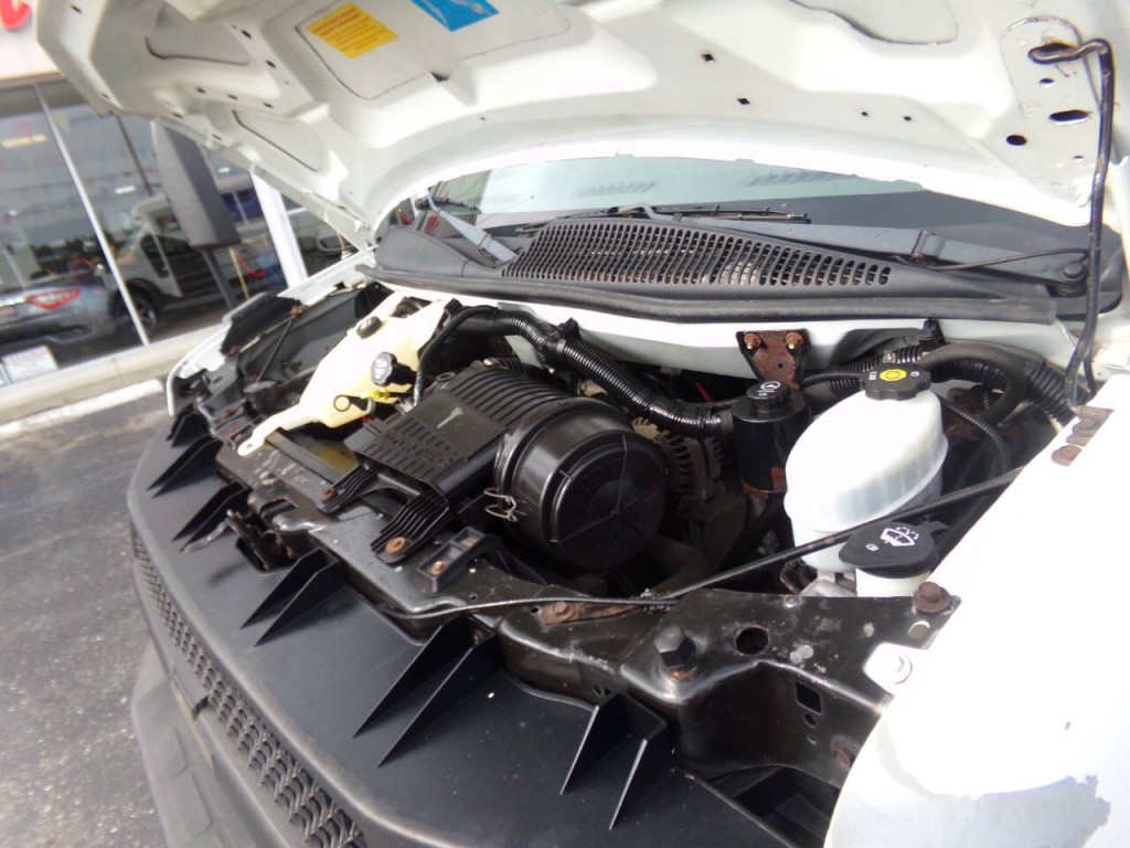2012 Chevrolet Express Image 19