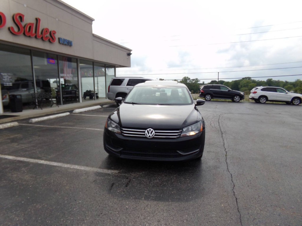 2012 Volkswagen Passat Image 3