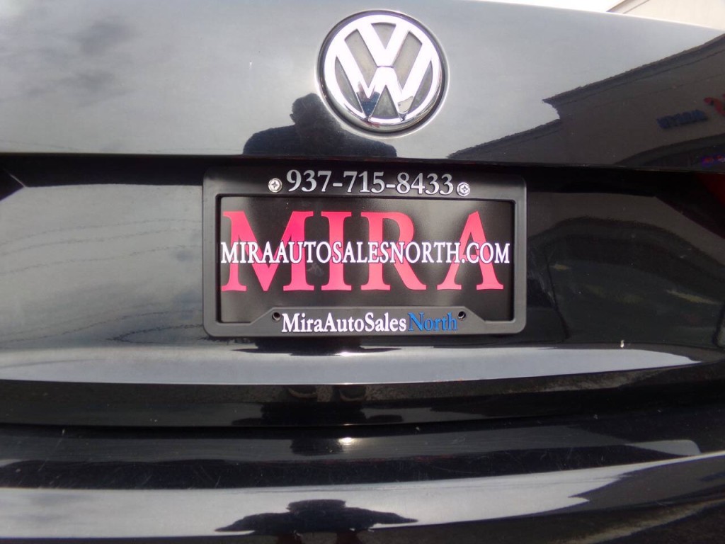 2012 Volkswagen Passat Image 38