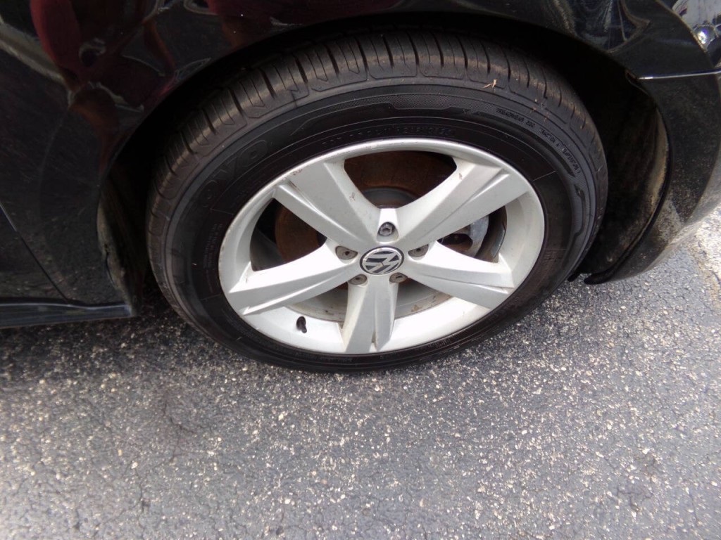 2012 Volkswagen Passat Image 44