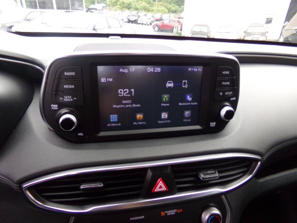 2020 Hyundai Santa Fe Image 23