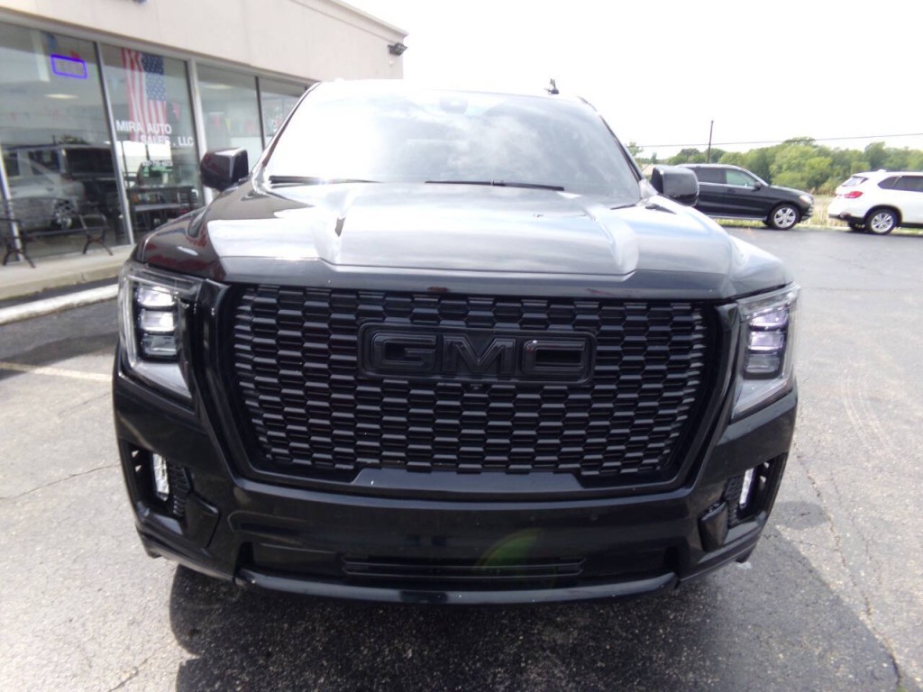 2021 GMC Yukon Image 7