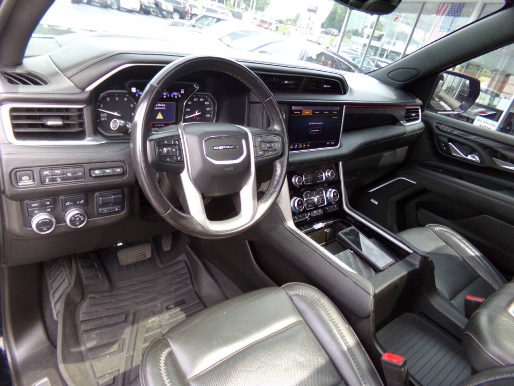 2021 GMC Yukon Image 9