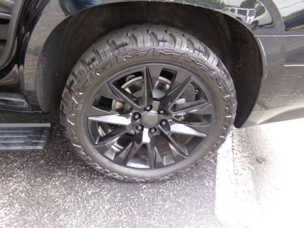 2021 GMC Yukon Image 12