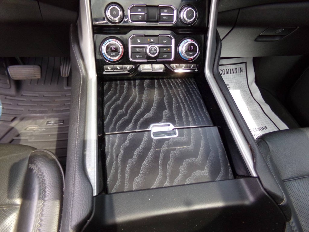 2021 GMC Yukon Image 16
