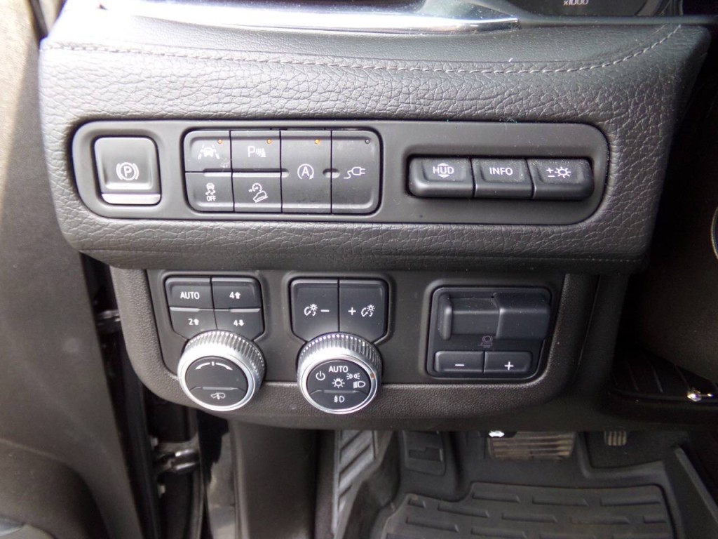2021 GMC Yukon Image 21