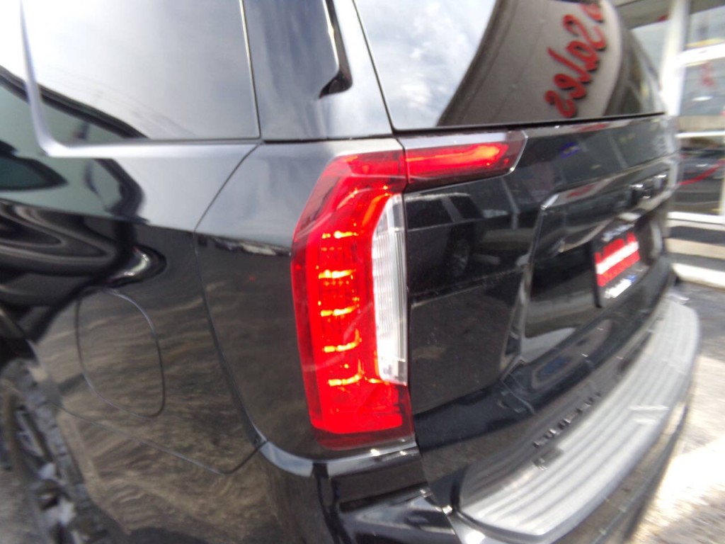 2021 GMC Yukon Image 37