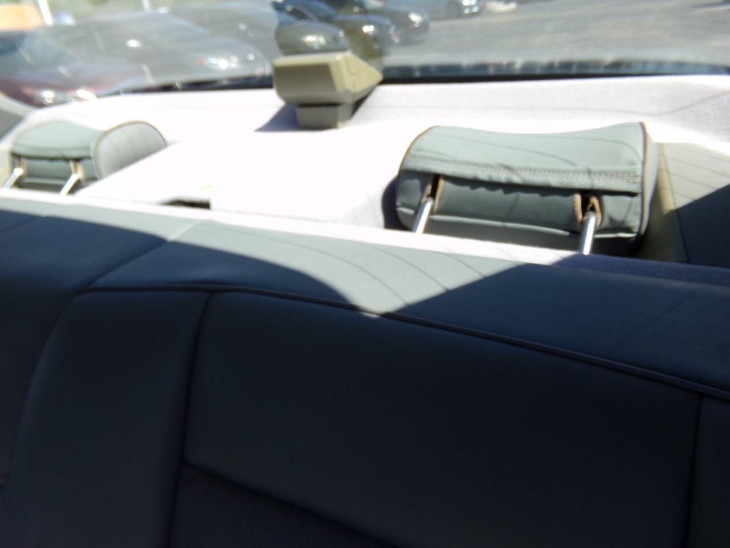 1990 Mercedes-Benz 300-Class Image 26