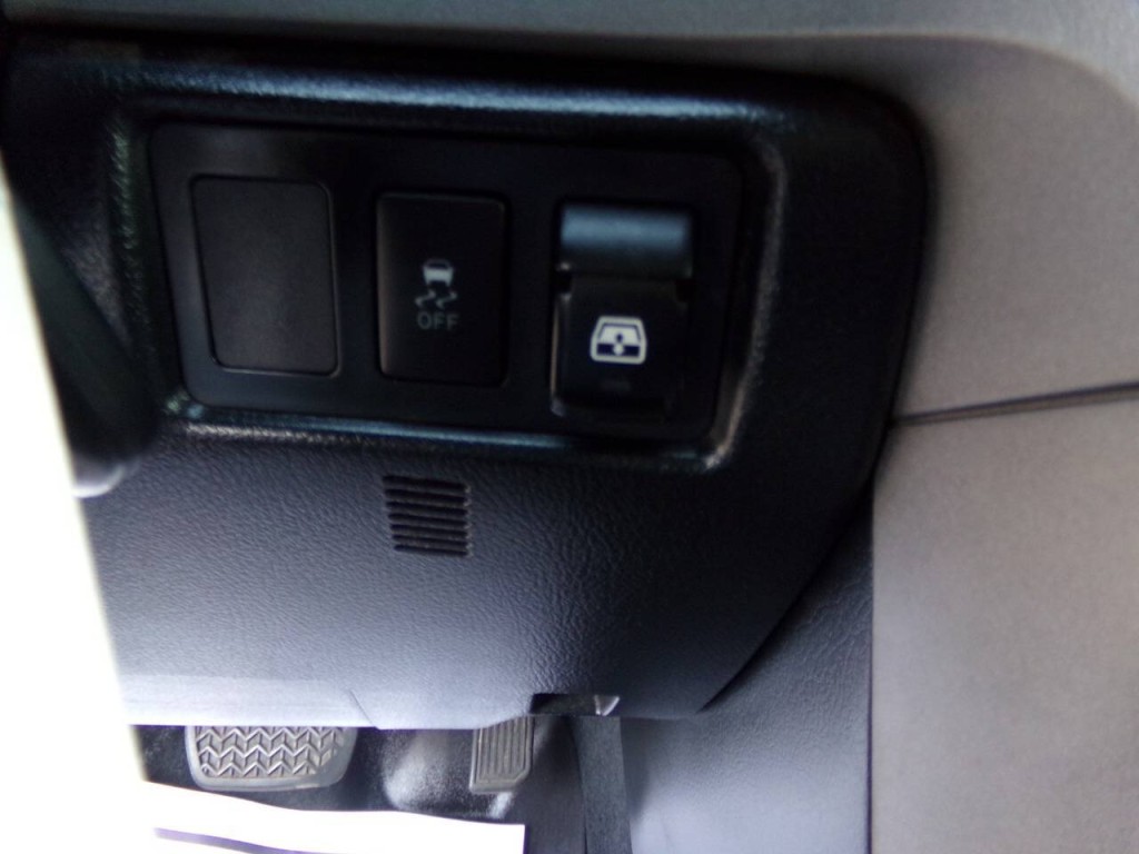 2012 Toyota Tundra Image 21
