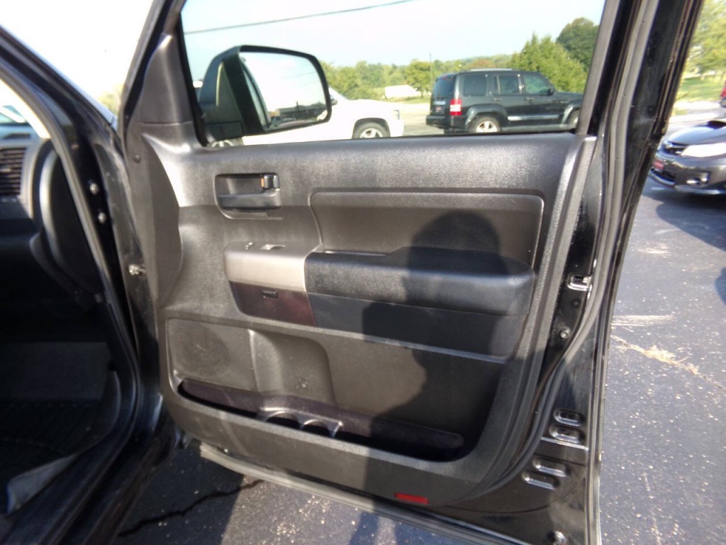 2012 Toyota Tundra Image 38