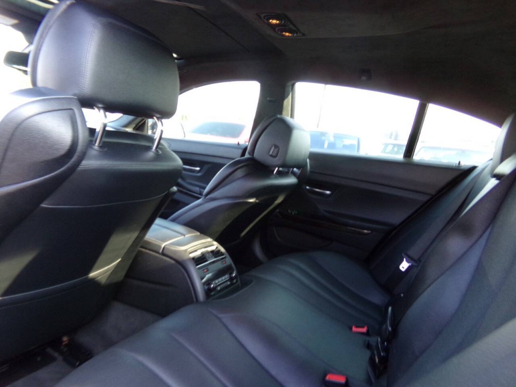 2015 BMW 6 Series Image 11