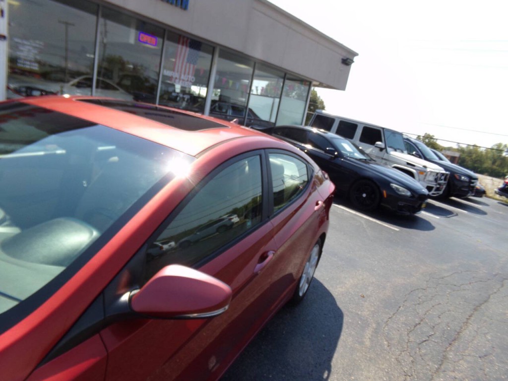 2013 Hyundai Elantra Image 34