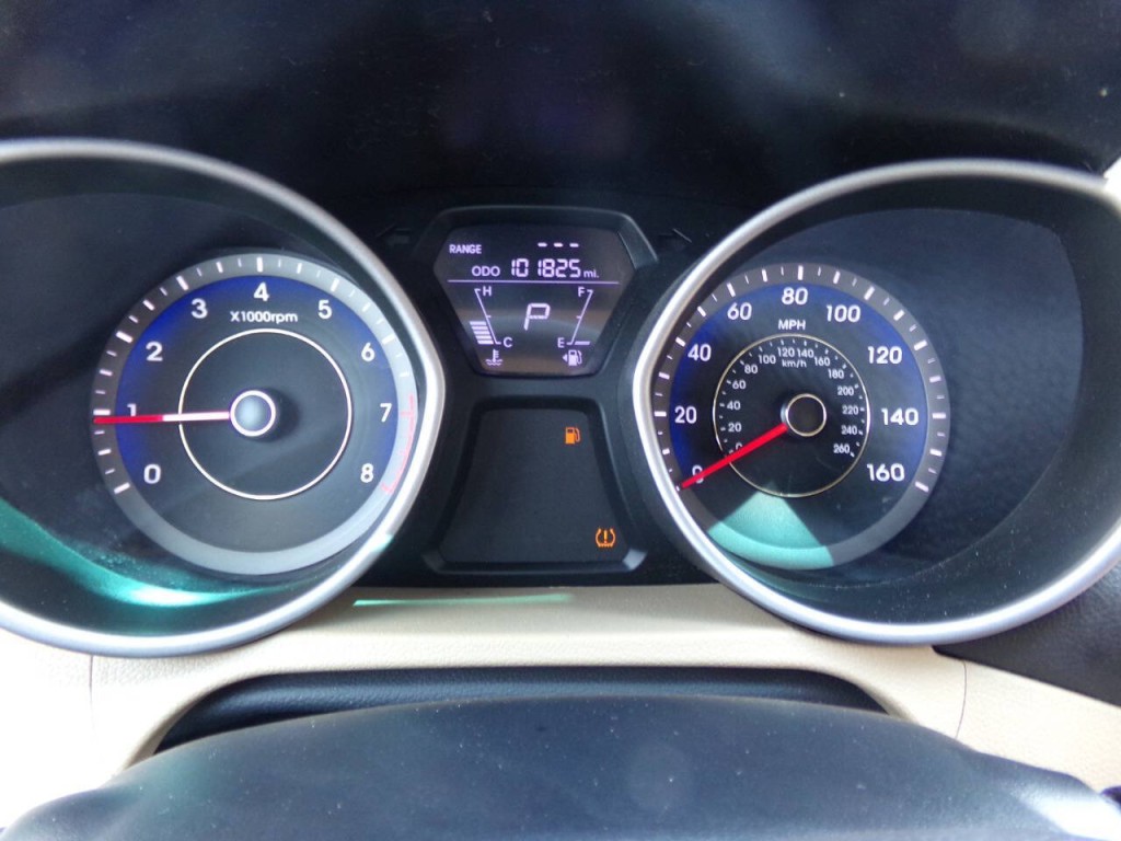 2013 Hyundai Elantra Image 46