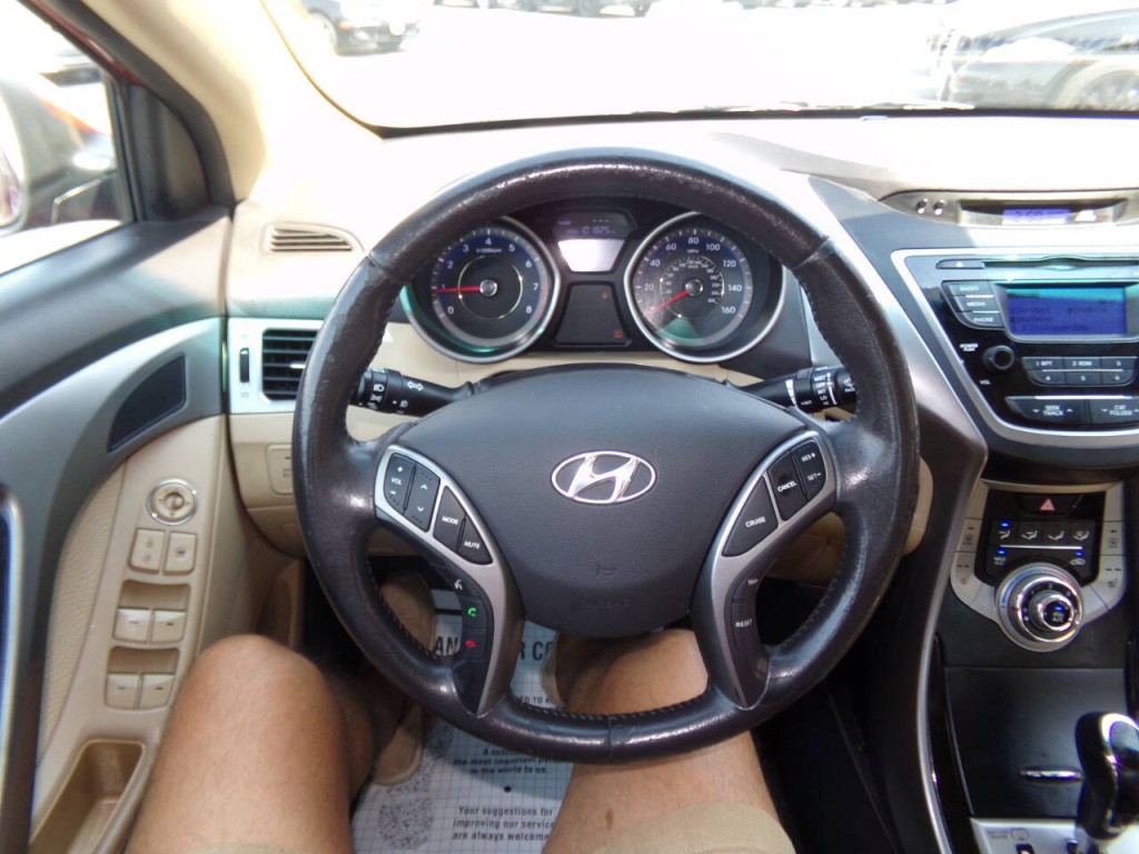 2013 Hyundai Elantra Image 47