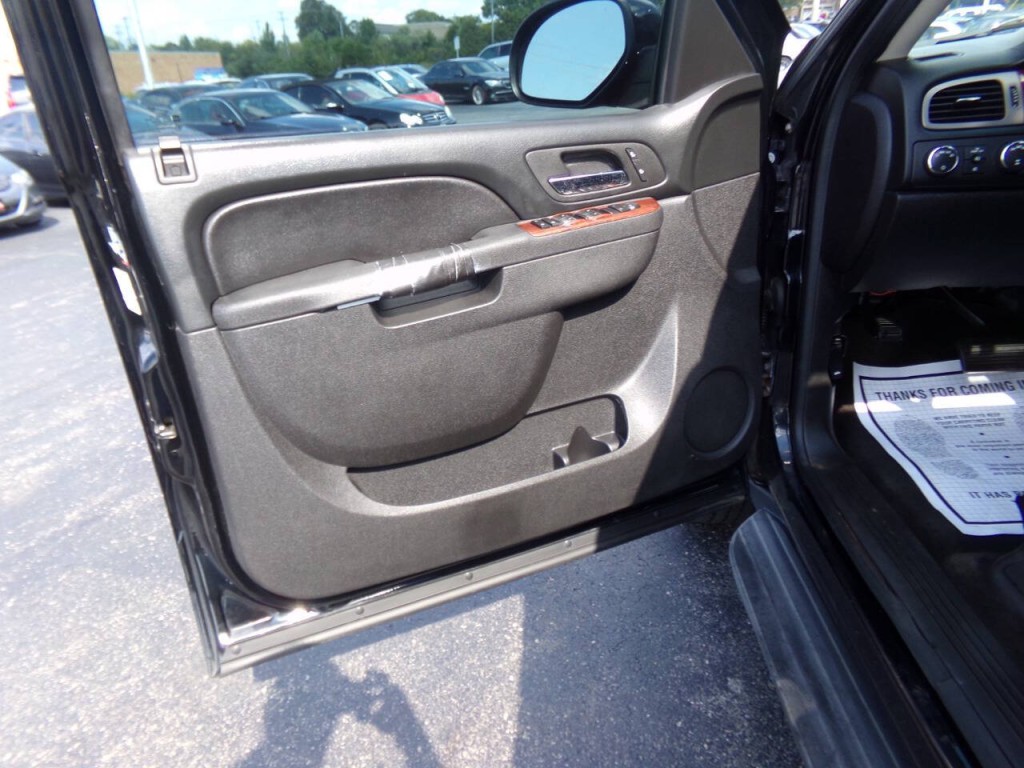 2014 GMC Yukon Image 12