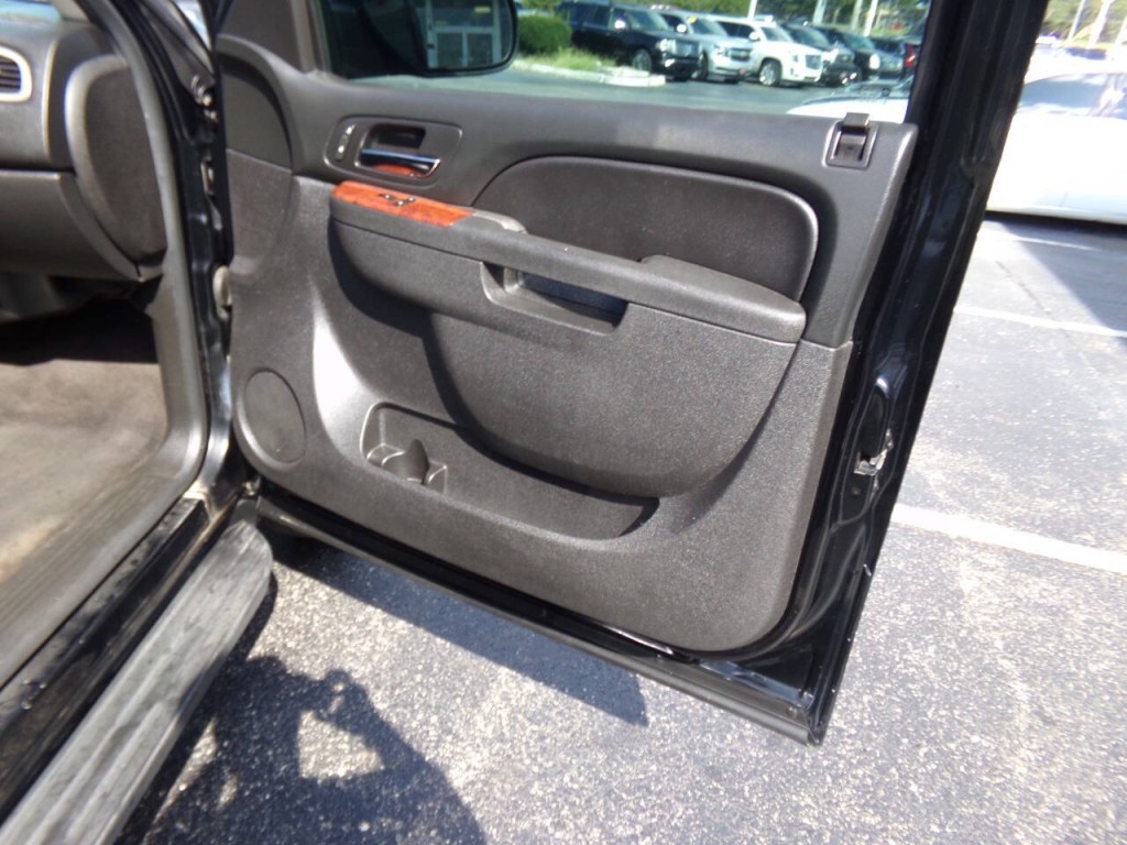 2014 GMC Yukon Image 33