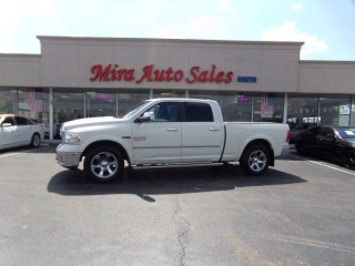 Image for 2016 RAM 1500 Laramie Crew Cab 6.3 ft. SB Pickup ID: 7651626