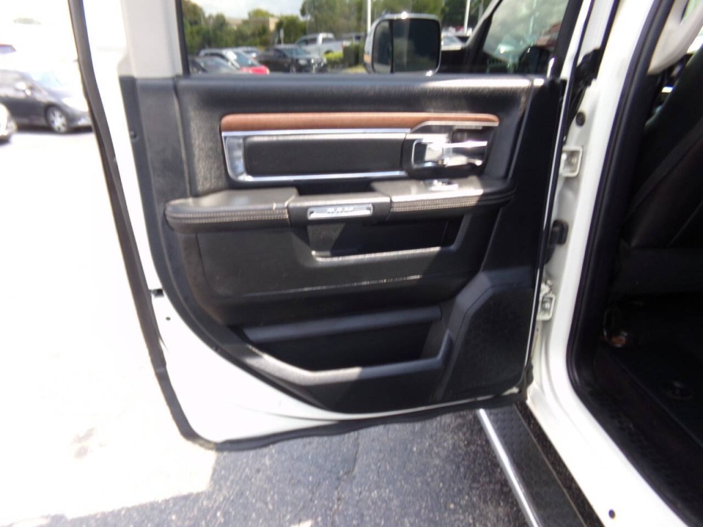 2016 RAM 1500 Image 19