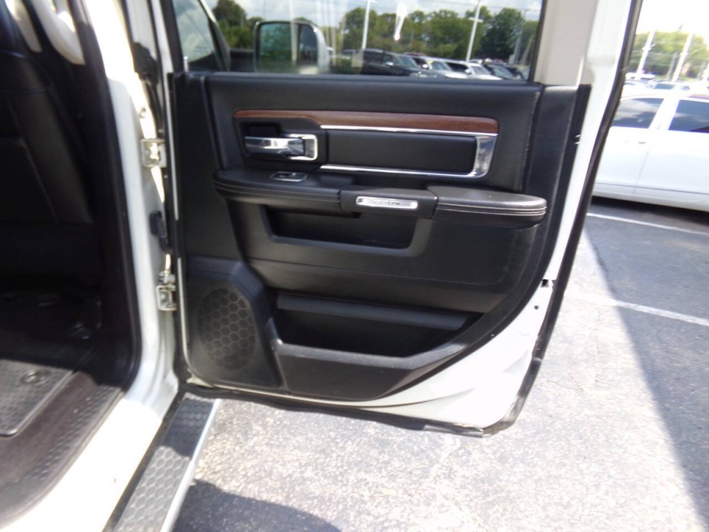 2016 RAM 1500 Image 23