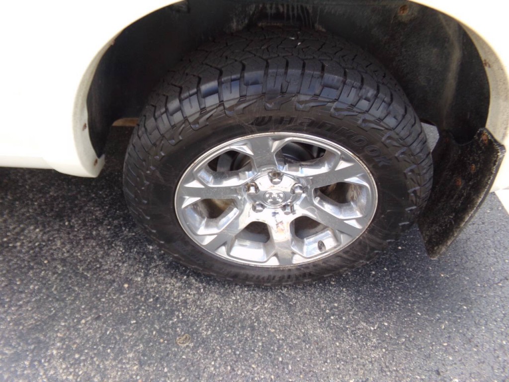 2016 RAM 1500 Image 36