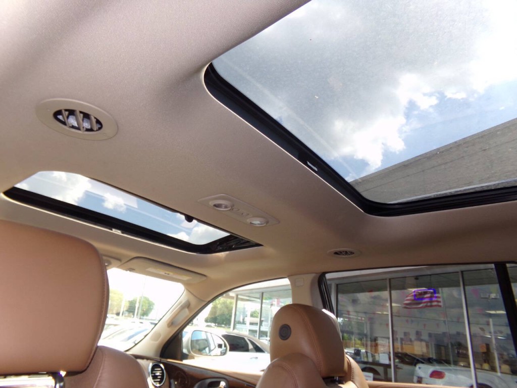 2014 Buick Enclave Image 16