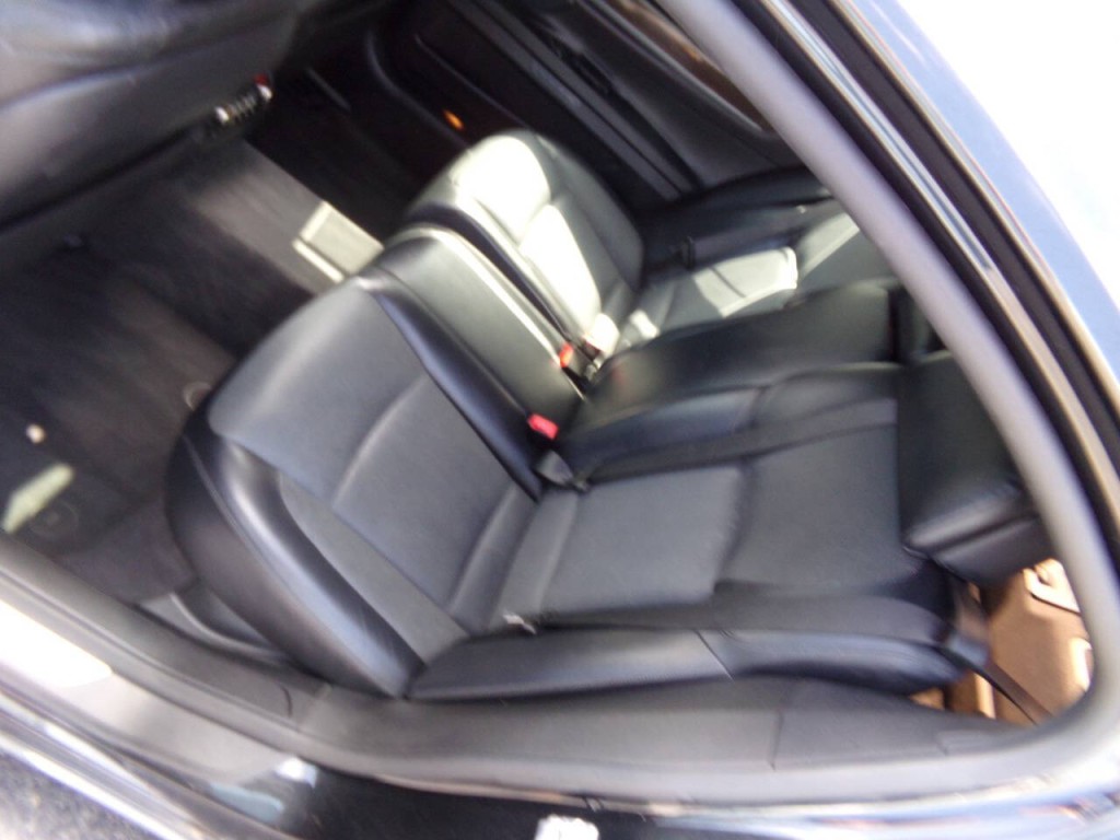 2013 BMW 7 Series Image 15