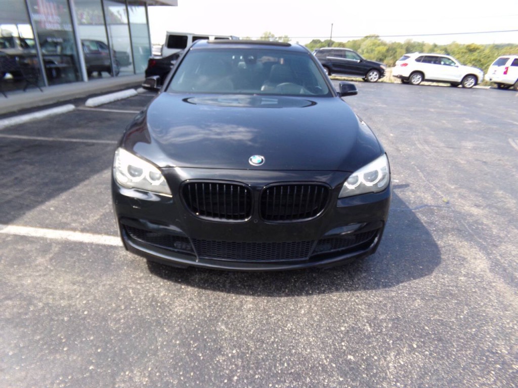 2013 BMW 7 Series Image 51