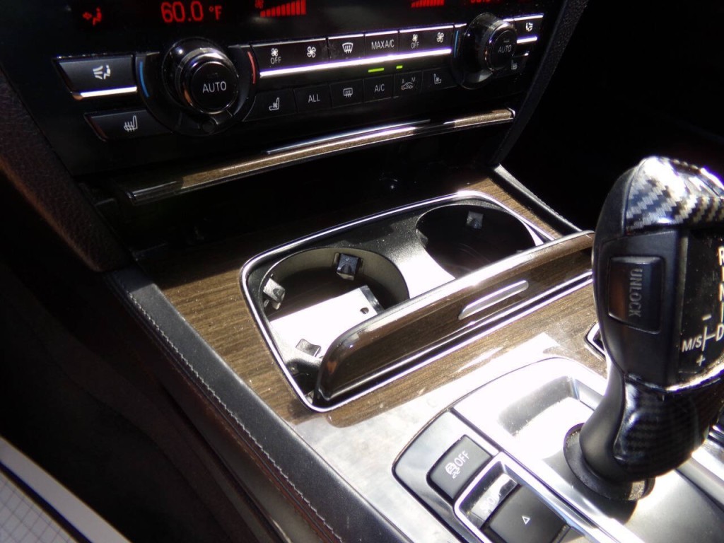 2013 BMW 7 Series Image 64