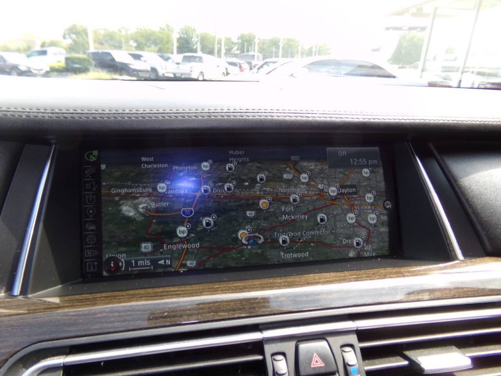 2013 BMW 7 Series Image 66