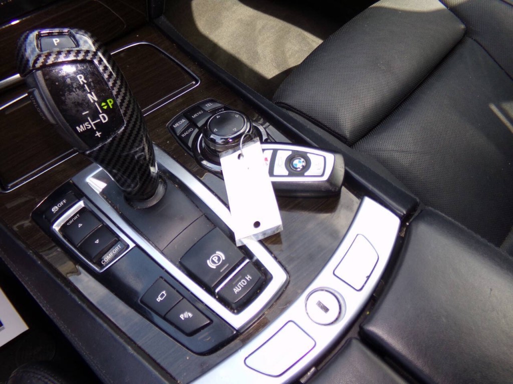 2013 BMW 7 Series Image 73