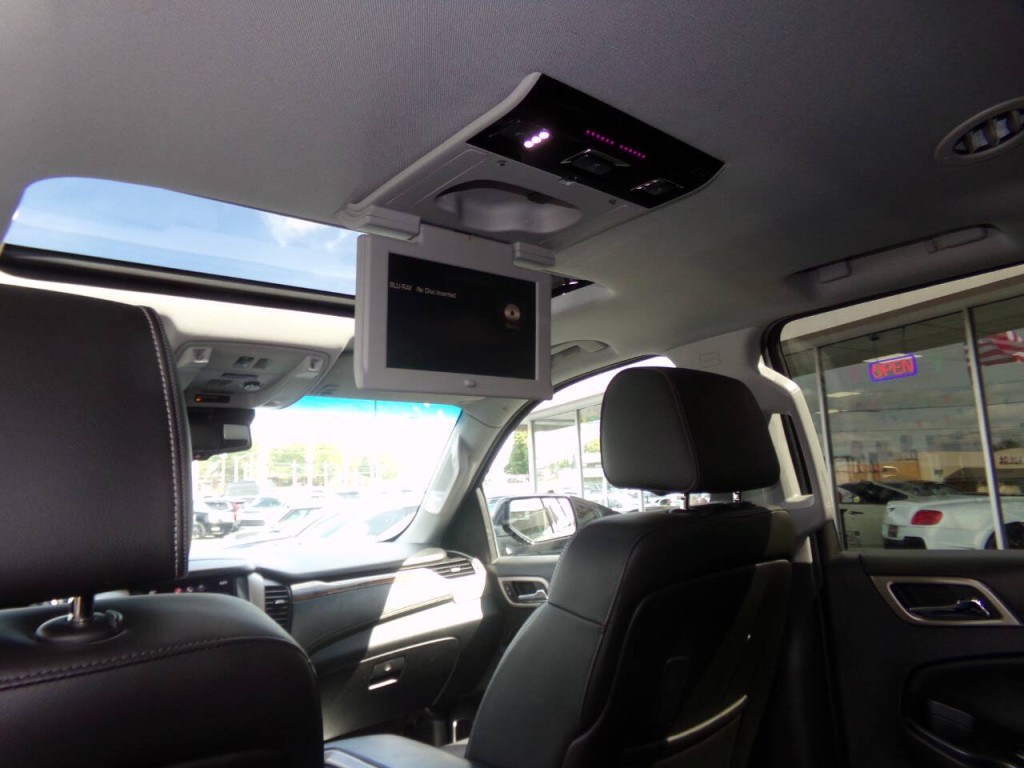 2015 GMC Yukon Image 16