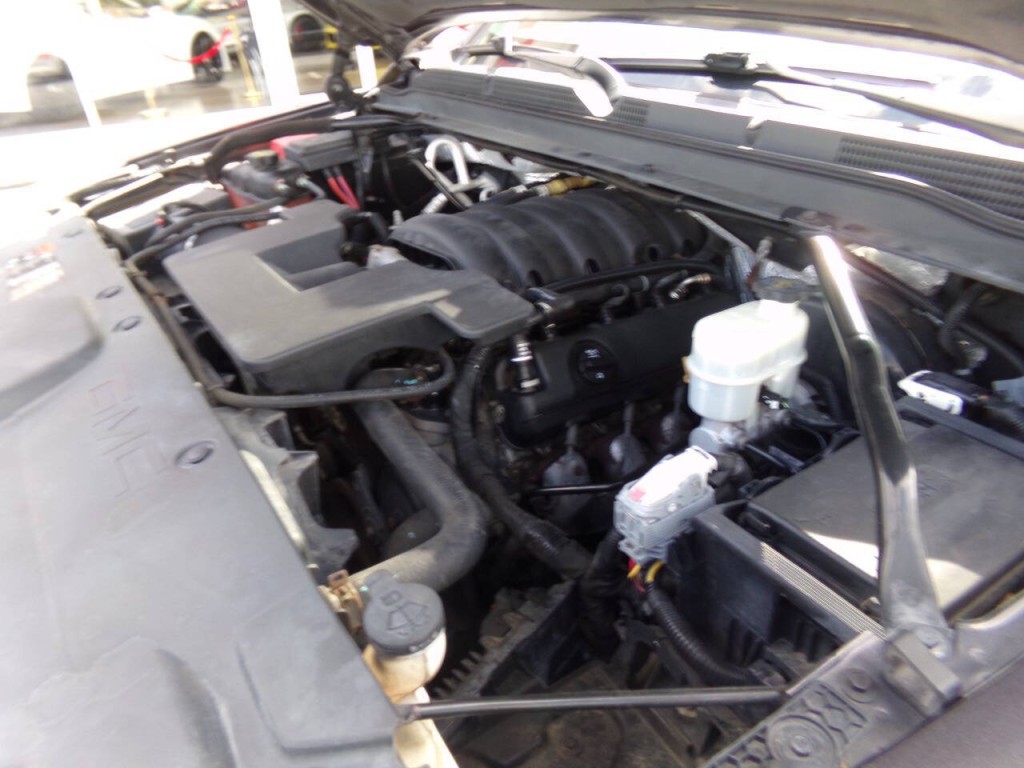2015 GMC Yukon Image 36