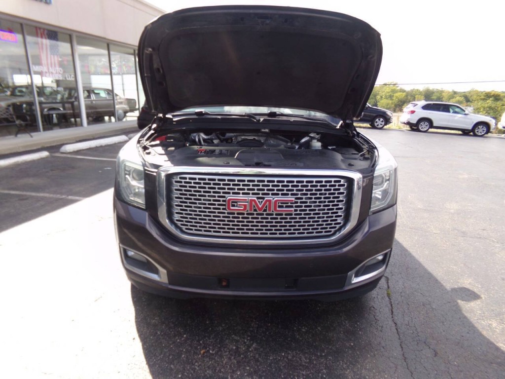 2015 GMC Yukon Image 37