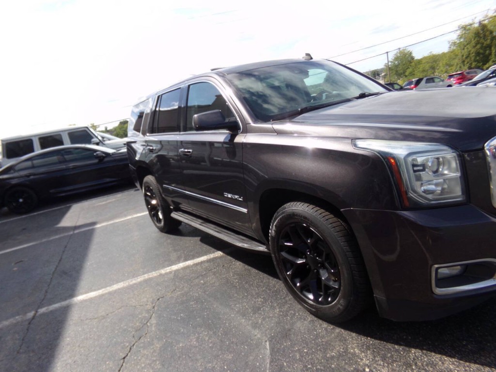 2015 GMC Yukon Image 50