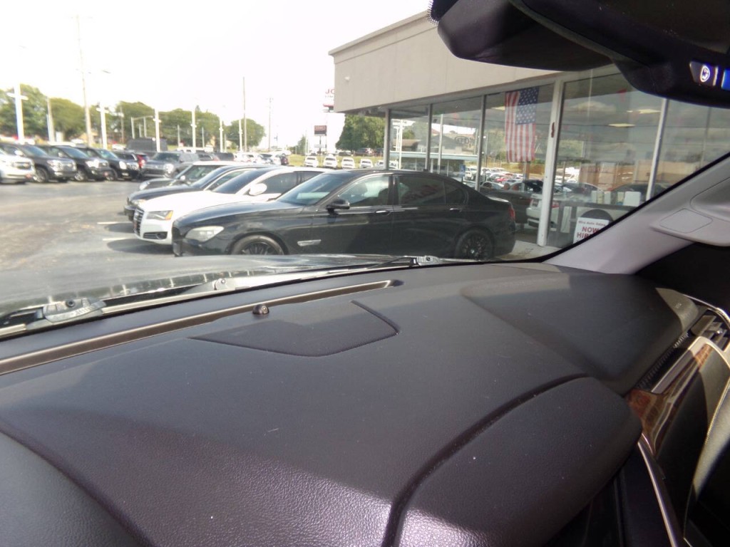 2015 GMC Yukon Image 52