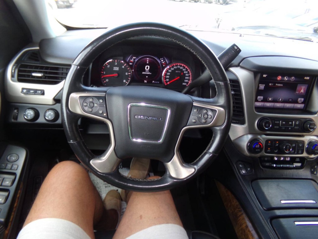 2015 GMC Yukon Image 60