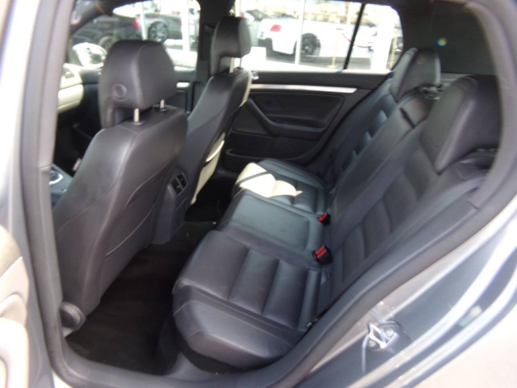 2009 Volkswagen GTI Image 13