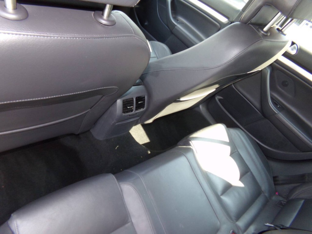 2009 Volkswagen GTI Image 15