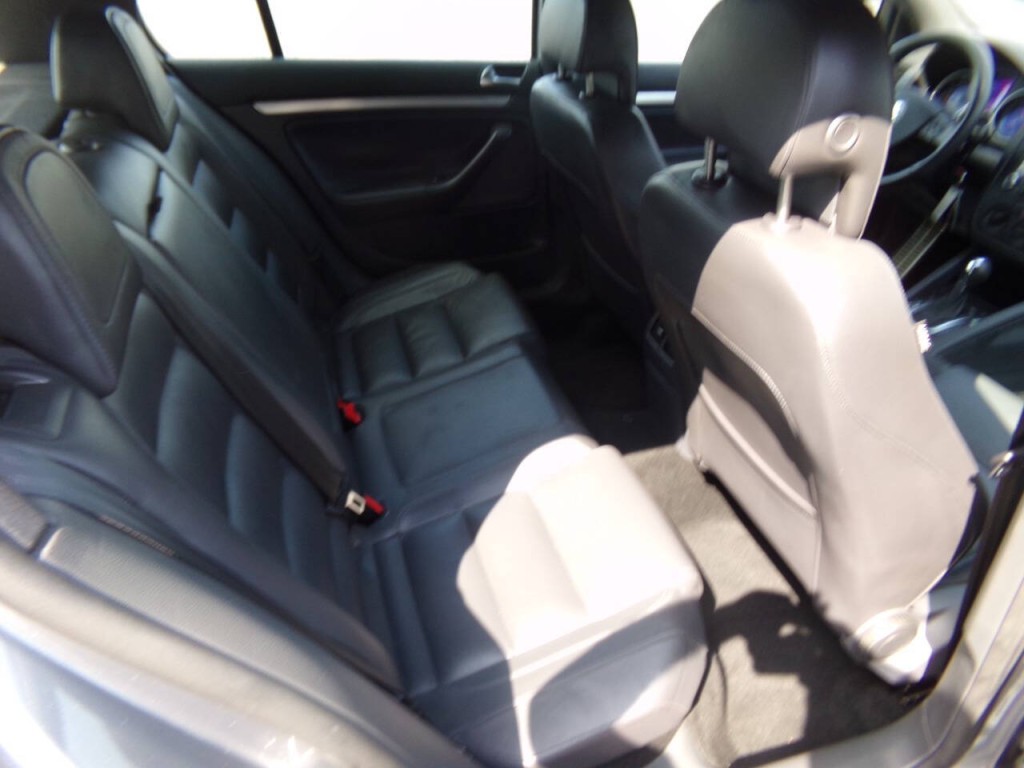 2009 Volkswagen GTI Image 22