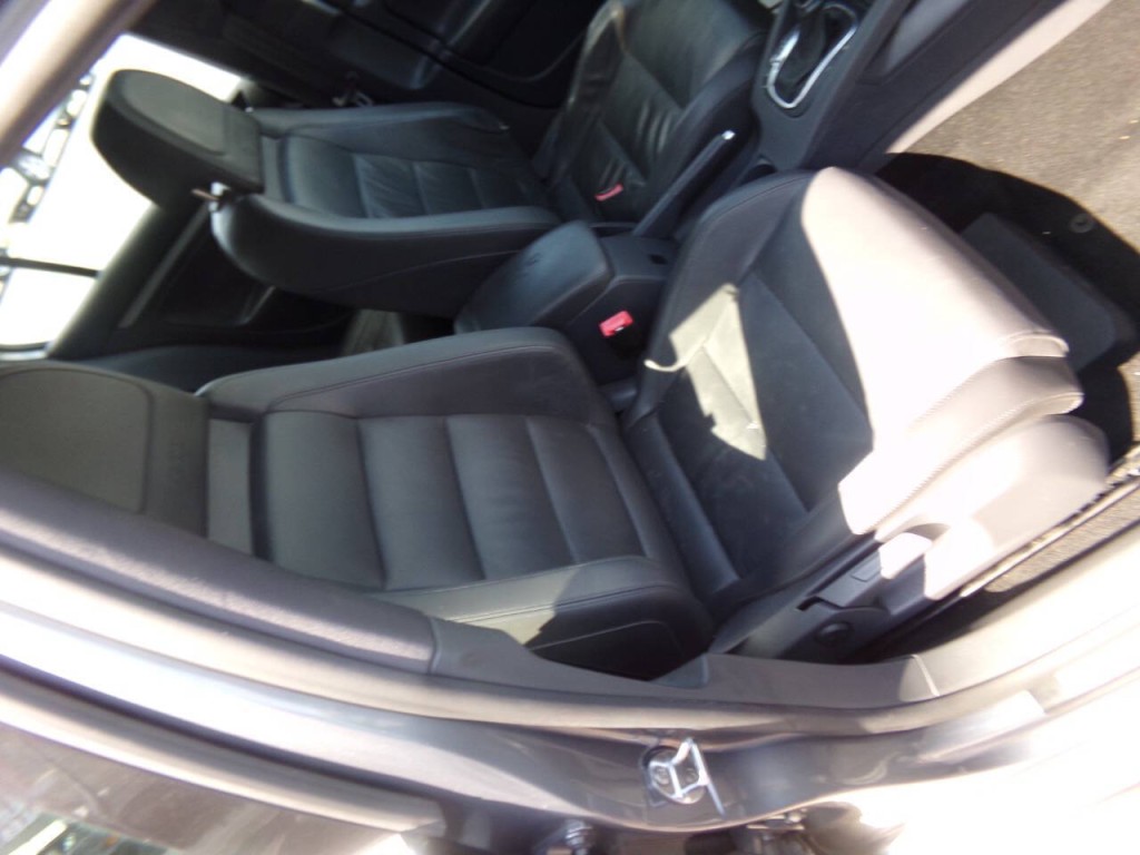 2009 Volkswagen GTI Image 27