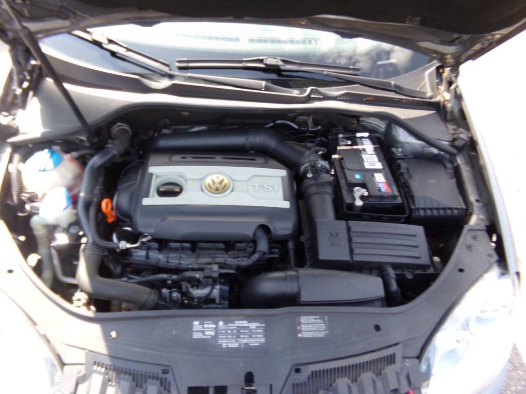 2009 Volkswagen GTI Image 30