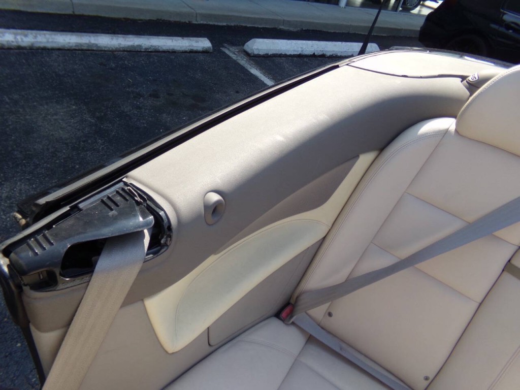 2008 Volvo C70 Image 9