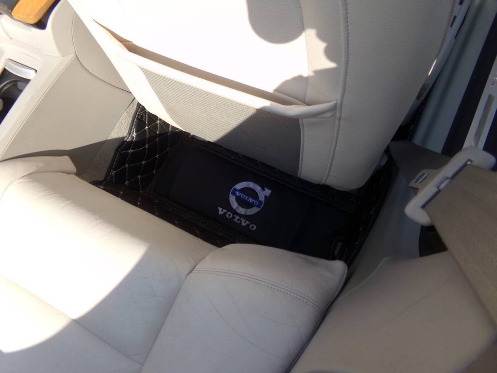 2008 Volvo C70 Image 10