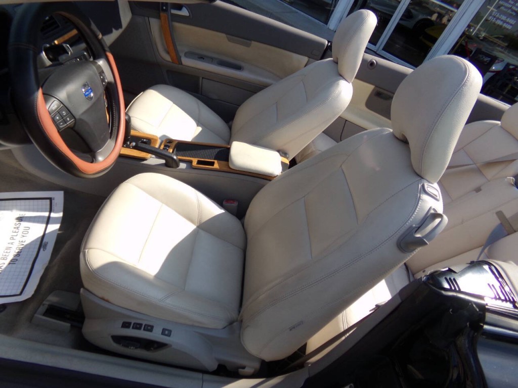2008 Volvo C70 Image 20