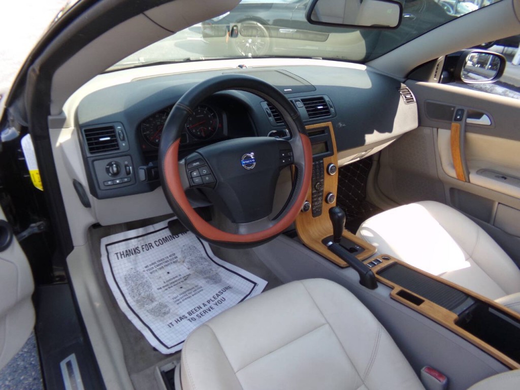 2008 Volvo C70 Image 31