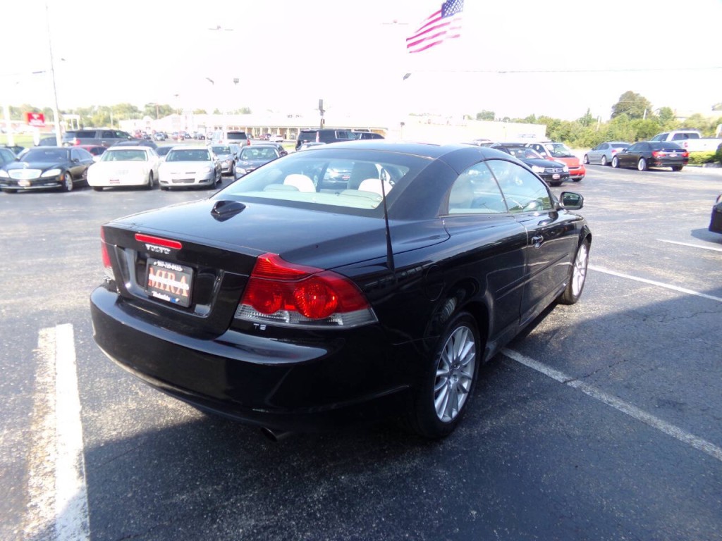 2008 Volvo C70 Image 36