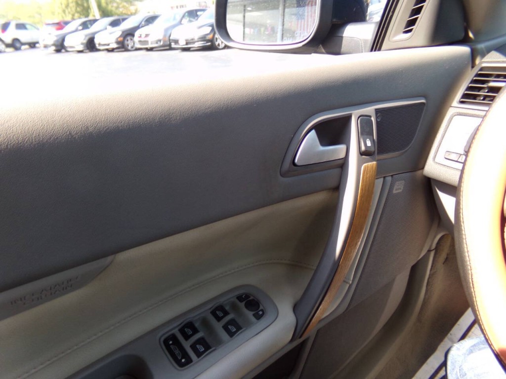 2008 Volvo C70 Image 58