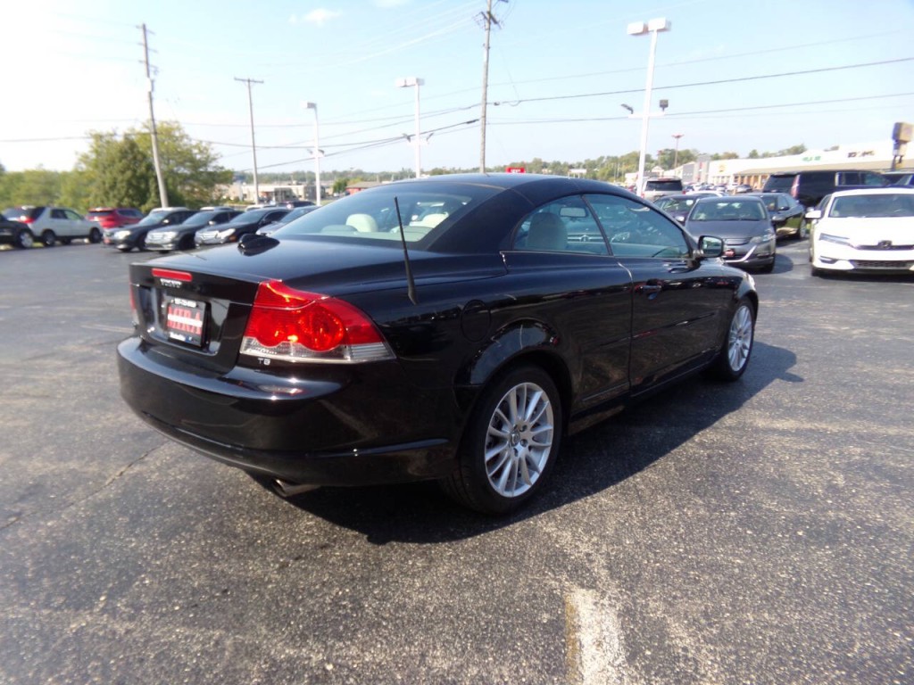 2008 Volvo C70 Image 64